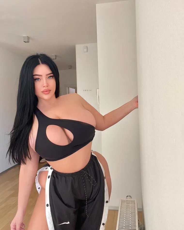 Claudia Rivier