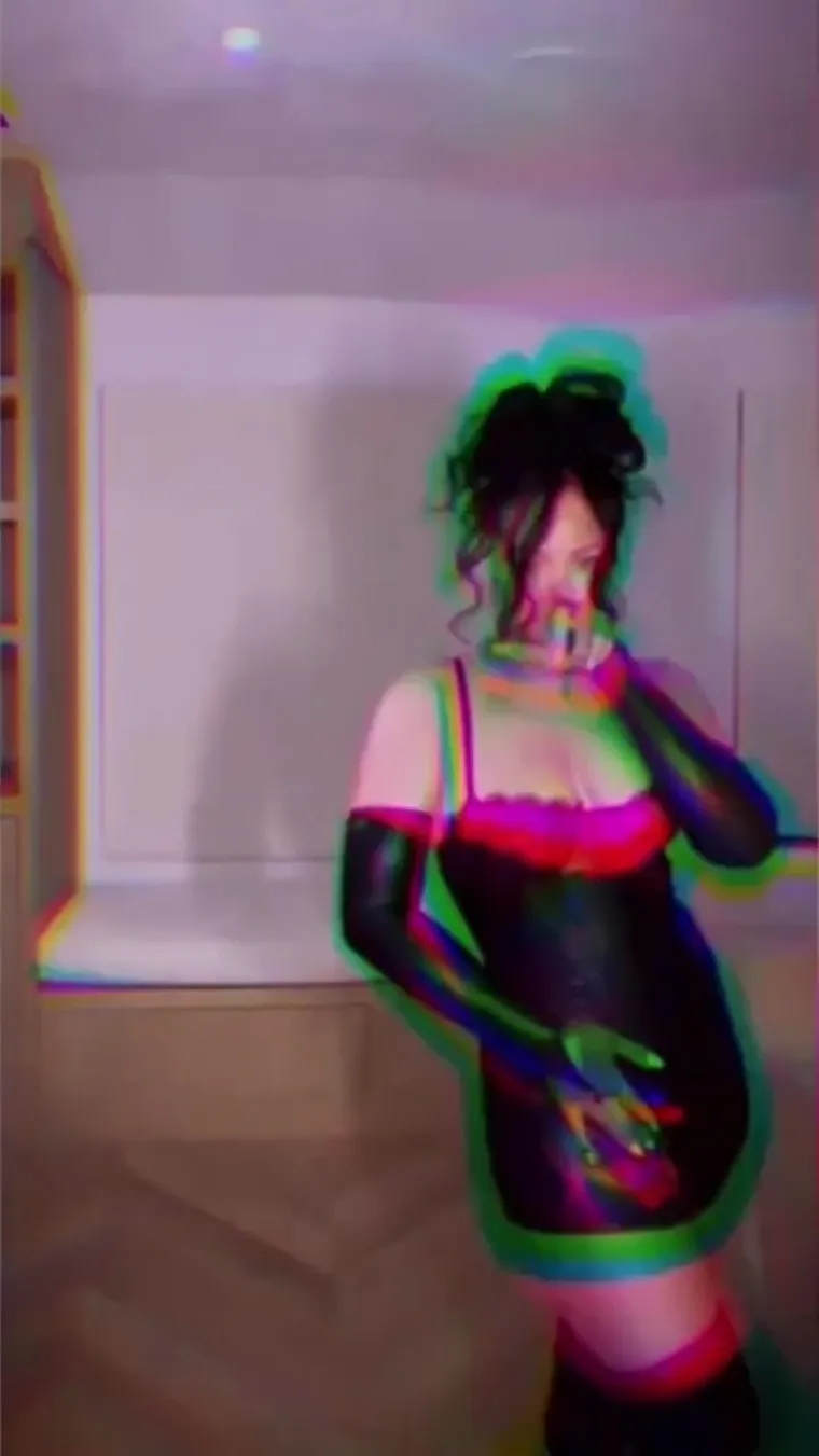 Rihanna pola godine nakon poroda osvanula u vrućem donjem rublju: Priznajemo, nama se malo vrti u glavi...