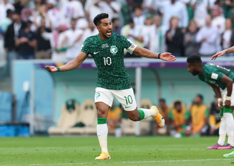 Ovako su borbeni Saudijci ugasili Argentinu: Vratar Arabije nokautirao svog suigrača i rasplakao se