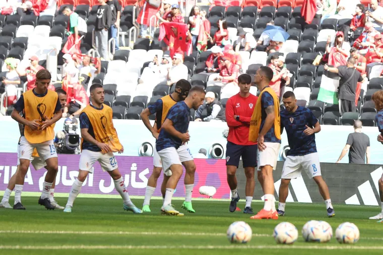 Vatreni iza&scaron;li osjetiti travnjak na Al Baytu: Evo kako izgleda spektakularni stadion na 28 stupnjeva