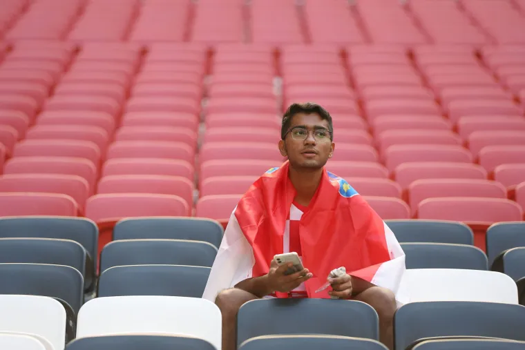 VELIKA GALERIJA Kreće navijačko ludilo! Hrvati stigli na tribine, dvojac zaintrigirao maskama