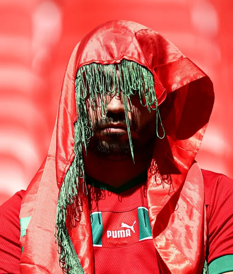 VELIKA GALERIJA Kreće navijačko ludilo! Hrvati stigli na tribine, dvojac zaintrigirao maskama