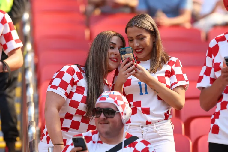 Ljepotice na tribinama ukrale svu pozornost, pažnju posebno privukla kovrčava Marokanka