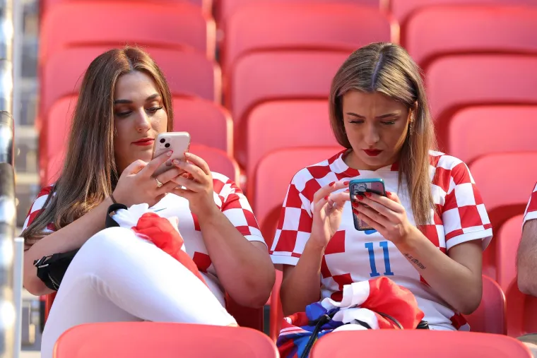 Ljepotice na tribinama ukrale svu pozornost, pažnju posebno privukla kovrčava Marokanka