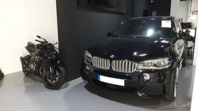 Zaplijenili 14 luksuznih vozila organiziranim kriminalcima: Uzeli im Rolls Royseve, Audije i Mercedese