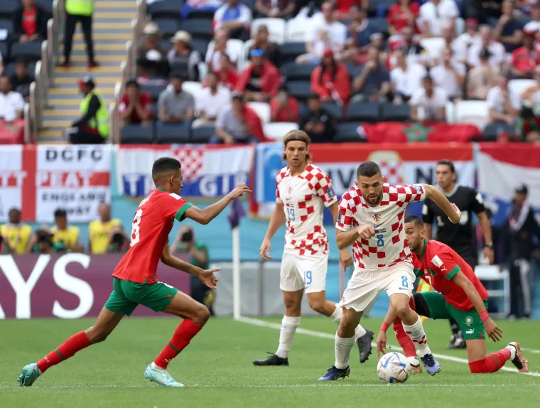 Pogledajte kako izgleda borba na katarskom tlu: Gvardiol kao Batman s maskom, a Modrić u fokusu