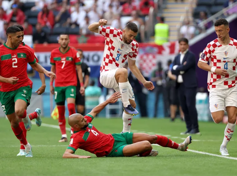 Pogledajte kako izgleda borba na katarskom tlu: Gvardiol kao Batman s maskom, a Modrić u fokusu