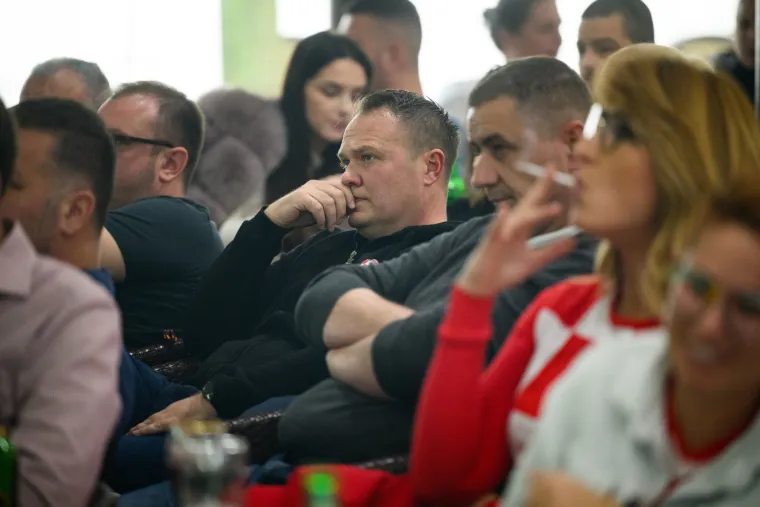 Po ulicama i kafićima svim srcem uz Vatrene: Ovako se diljem Hrvatske pratilo utakmicu s Marokom