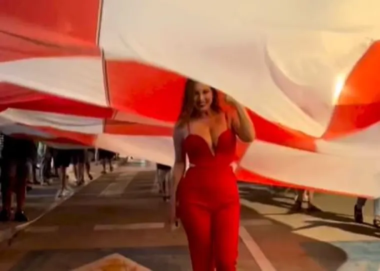 Ovako su navijale poznate Hrvatice: Lille, Ivana Knoll, Sonja Kovač, Nives ili bujna Claudia - čiji stajling vam je naj?