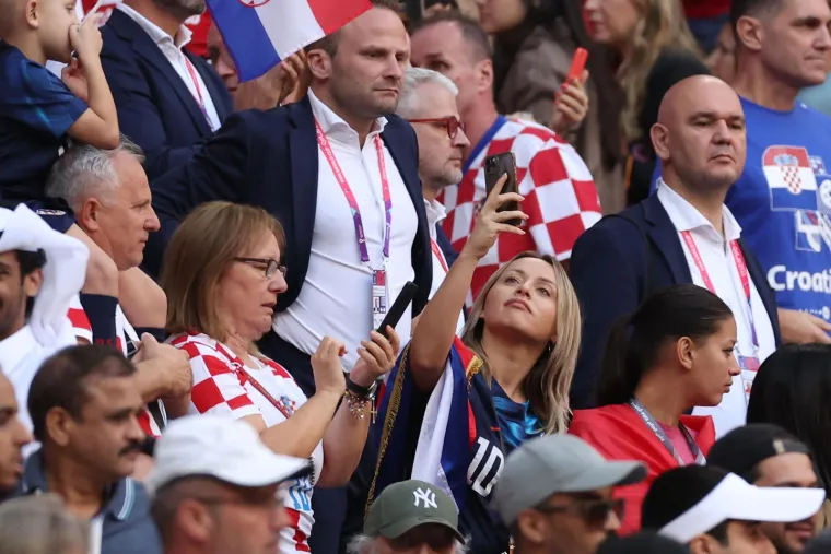 Modrić je imao posebnu podr&scaron;ku na otvaranju Mundijala: Pogledajte tko je do&scaron;ao gledati na&scaron;eg Luku