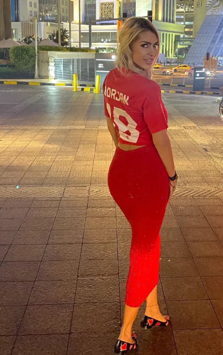 Najpoznatija kanadska WAGsica ostavlja bez daha: Past ćete na guzicu kad vidite kakve slike objavljuje