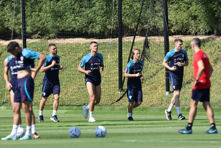 Pogledajte kako je izgledao trening reprezentacije nakon blijede predstave protiv Maroka