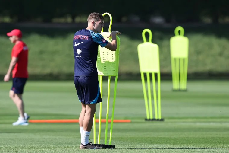 Pogledajte kako je izgledao trening reprezentacije nakon blijede predstave protiv Maroka