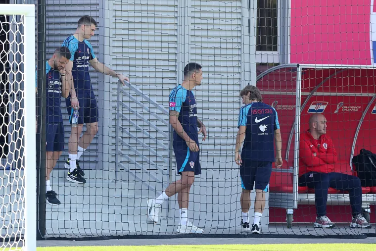 Pogledajte kako je izgledao trening reprezentacije nakon blijede predstave protiv Maroka