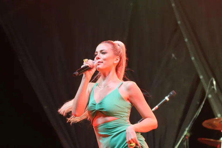 U nastavku pogledajte izdanje Milice Pavlović na koncertu u općini Čelinac...