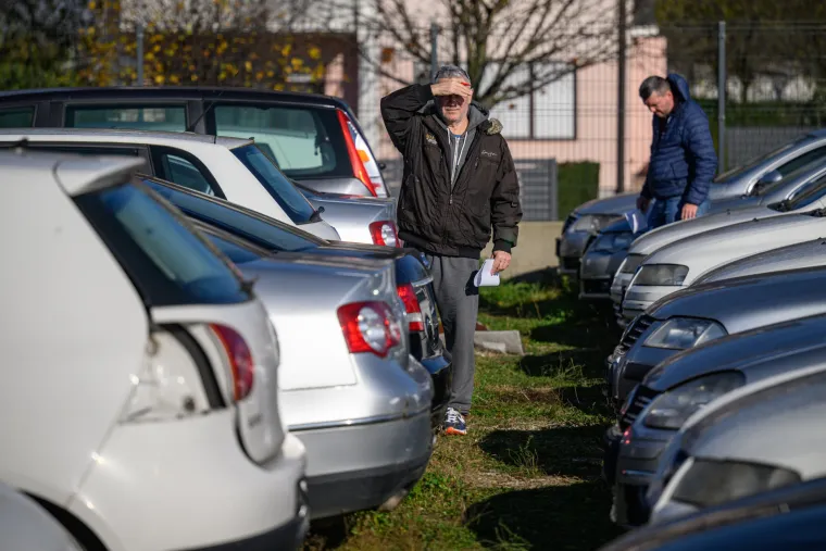 Pogledajte vozila koja će država prodavati za 'siću': Na dražbi Audiji, Passati, vozila HAC-a...