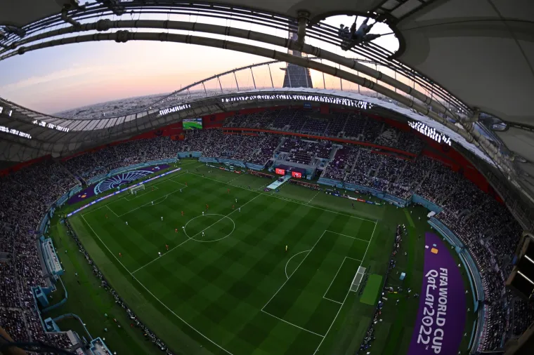 Na njemu su se do sada održale Azijske igre, Kup Arapskog zaljeva, Svjetsko prvenstvo u atletici i Liga prvaka Azije. Ugostio je čak i Liverpool koji je osvojio Svjetsko prvenstvo za klubove 2019. godine.