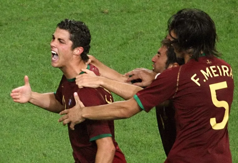 Ovo je Ronaldo danas u Kataru. A sjećate li se kako je izgledao na svom prvom Svjetskom prvenstvu?