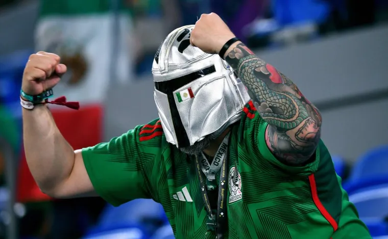 Sve boje svijeta na jednom mjestu: Pogledajte najbolja navijačka izdanja prvog kola SP-a