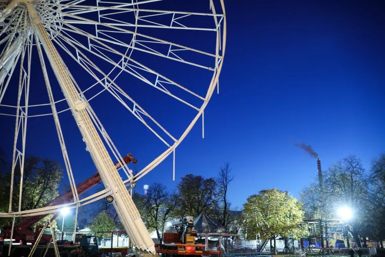 Ovo je 36-metarski panoramski kotač u kojem ćemo uživati ovog Adventa u Zagrebu