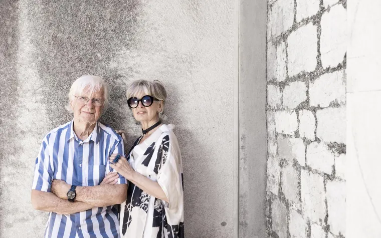 Saša i Tihana upoznali su se davne 1975. na Hvaru, gdje je Tihana radila kao manekenka, a Saša kao režiser i koreograf modnih revija.