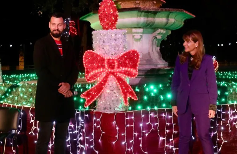 Fascinantne slike adventskog ugođaja u Splitu i Zadru: Sve odiše toplom atmosferom