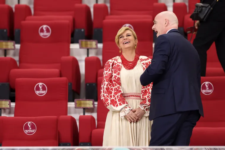 Poznata lica prate utakmicu Hrvatske i Kanade: Stigla obitelj Vatrenog i biv&scaron;a predsjednica