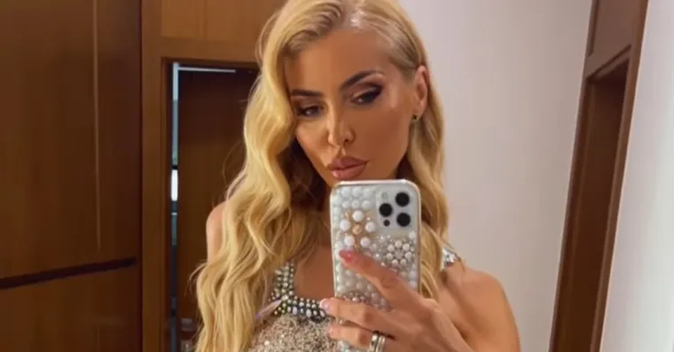 Sneki Borjan jutros je javno objavila poruke koje su ona i Milan dobili, kao i brojeve tih ljudi: 'Instagram ste nam blokirali s najstra&scaron;nijim uvredama...'