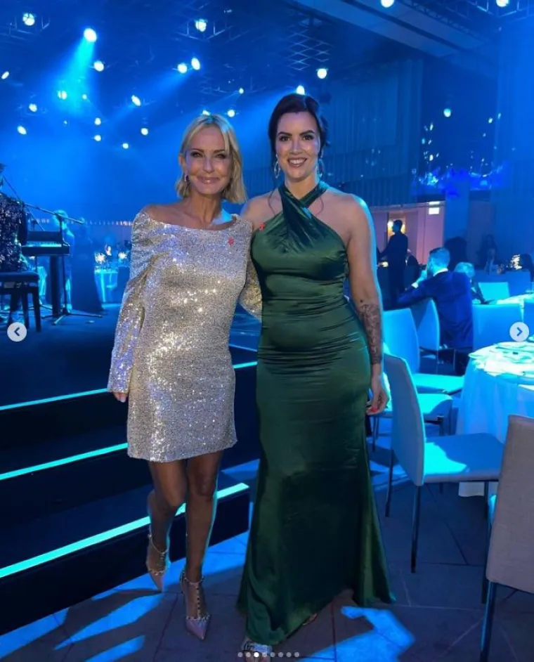 Govoreći ekskluzivno za Daily Star, Claira je rekla da je prvi video koji je napravila bio jednostavna snimka na kojoj ona govori ljudima da ima 37 godina i da je neudata te je otkrila da je bez djece i da se nikada nije udavala, a to je izazvalo reakcije kakve nije očekivala.