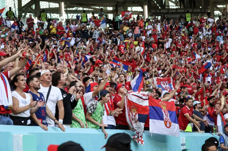 Ludilo na terenu i tribinama: Spektakularni navijački kadrovi s najuzbudljivije utakmice SP-a