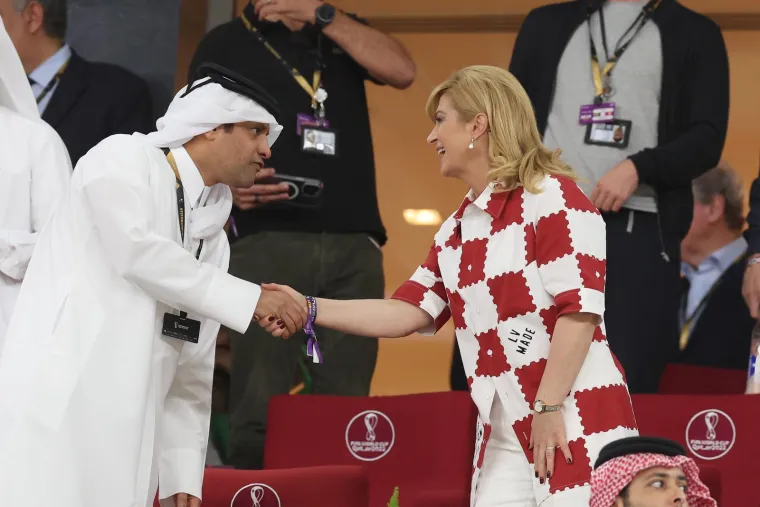Kolinda opet plijeni pažnju! U hrvatskim 'kvadratićima' i na utakmici Brazila i Švicarske