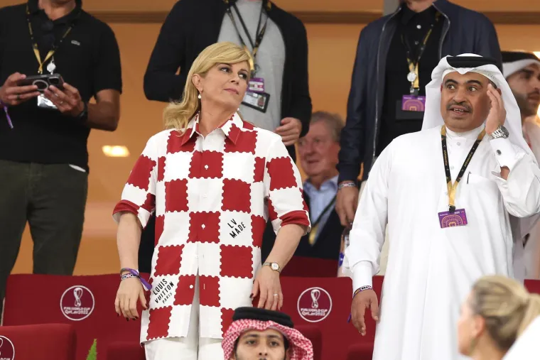 Kolinda opet plijeni pažnju! U hrvatskim 'kvadratićima' i na utakmici Brazila i Švicarske