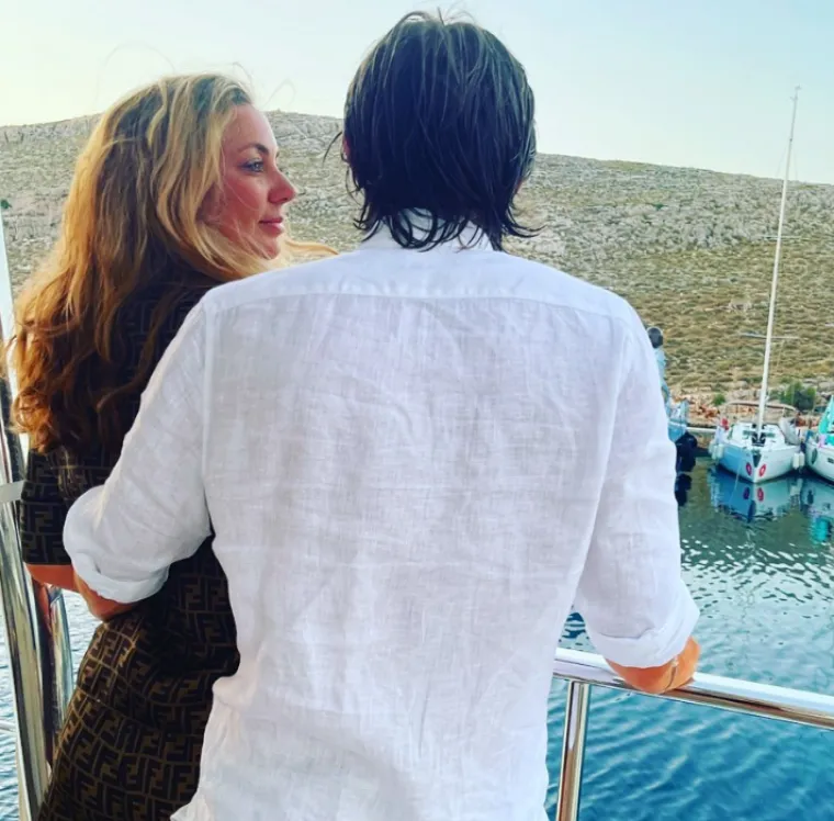 Iako supruga Luke Modrića nije često na dru&scaron;tvenim mrežama, ona svog Luku prati u stopu na svakoj utakmici.