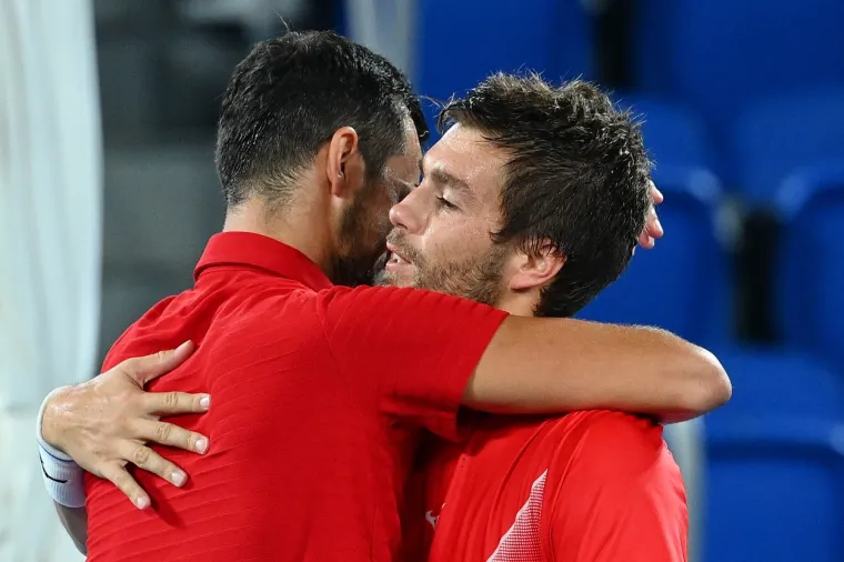 Kolinda opet plijeni pažnju! U hrvatskim 'kvadratićima' i na utakmici Brazila i Švicarske