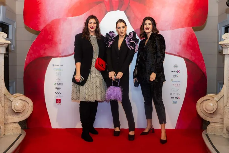 Hana Kalac, Mia Konjuh i Slađana Ostić