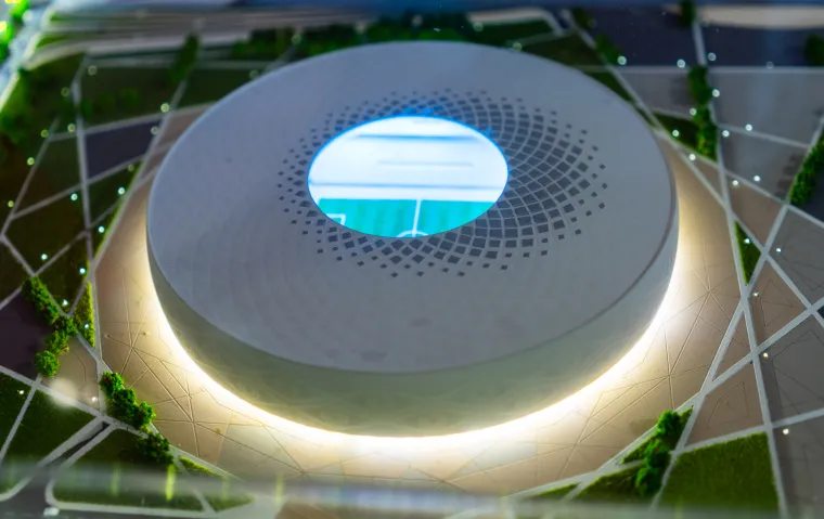 Inspiriran tradicionalnom kapom: Upoznajte katarskog ljepotana koji predstavlja budućnost nogometa