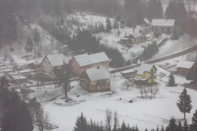 Pogledajte ovu snježnu rapsodiju u Gorskom kotaru, počeo je padati snijeg!