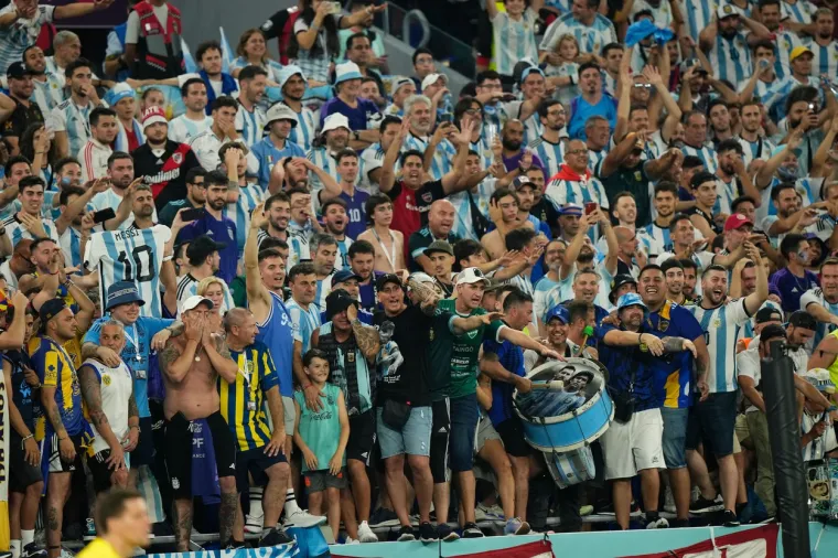 Evo &scaron;to su lude zavr&scaron;nice donijele navijačima: Suze i tuga jednima, delirij i pjesma drugima