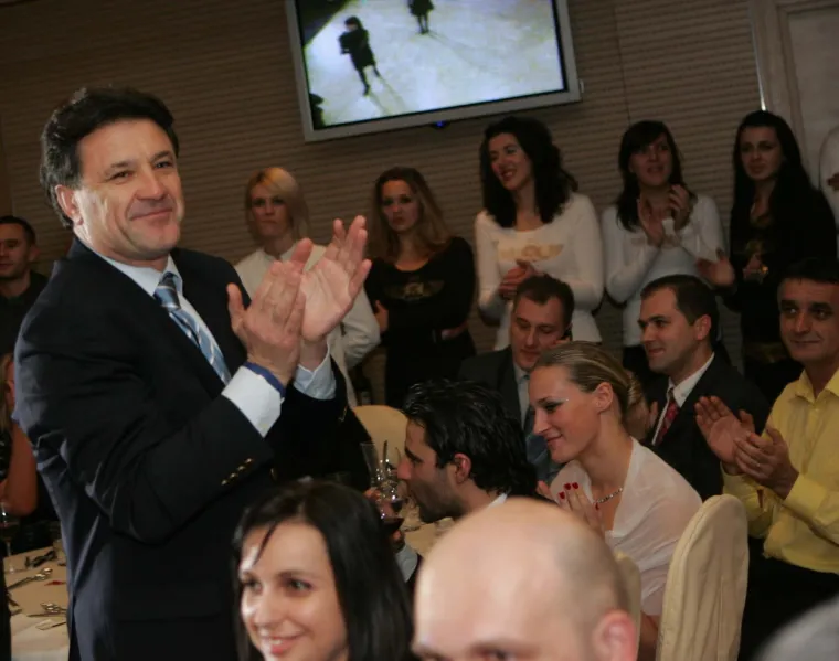 Na dražbi prije 15 godina najveća bitka vodila se oko Severininih štikli, a Slaven Bilić prodao je Rolex koji mu je dao Mamić