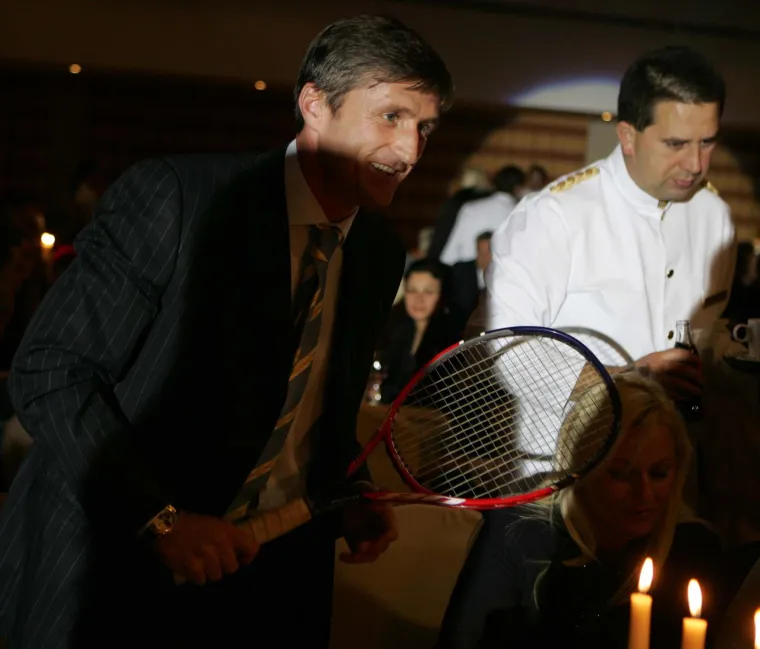 Na dražbi prije 15 godina najveća bitka vodila se oko Severininih štikli, a Slaven Bilić prodao je Rolex koji mu je dao Mamić