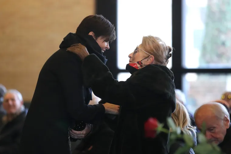 Posljednji ispraćaj Sa&scaron;e Zalepugina: Brojne poznate osobe i obitelj oprostili se od voditelja