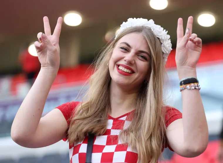 Brojimo sitno do ključne utakmice Vatrenih na SP-u: Pažnju privukao osmijeh vatrene navijačice