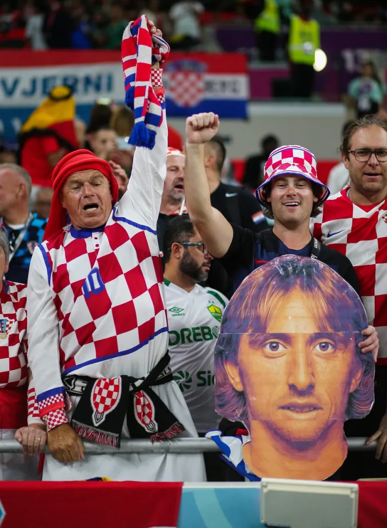 Modrić se pojavio na tribinama u Kataru. Evo &scaron;to na&scaron;a legenda radi među navijačima