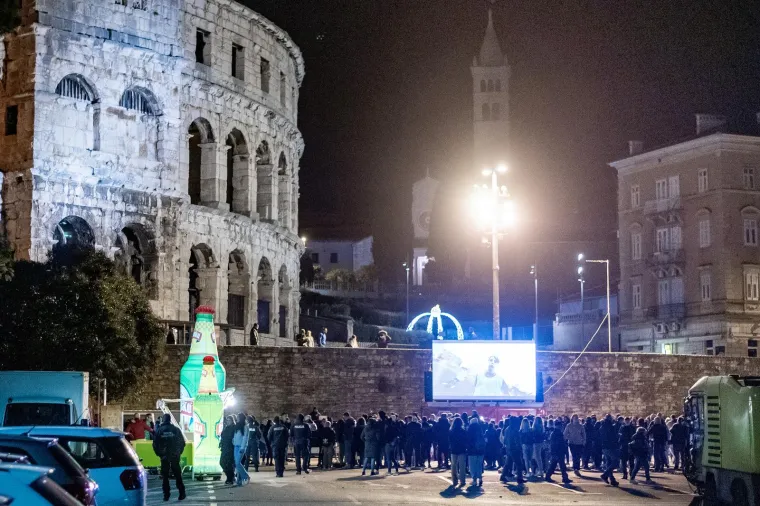 Gori sve na sjeveru i jugu: Evo kako se navijalo za Vatrene diljem Lijepe na&scaron;e