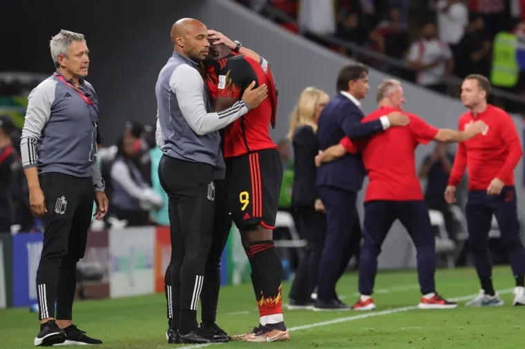 Lukaku se slomio i utjehu potražio u zagrljaju legende: Srećom pa on nije bio na terenu