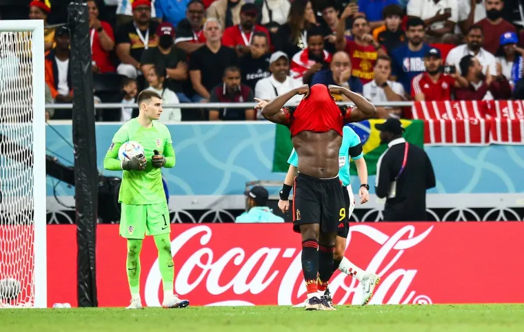 Lukaku nije mogao sakriti suze, o ovim dramatičnim prizorima svi pričaju: 'Sjedio je utučen s majicom preko glave...'