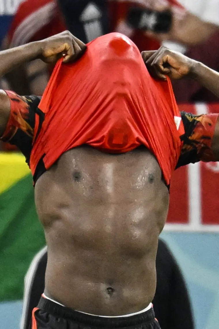 Lukaku nije mogao sakriti suze, o ovim dramatičnim prizorima svi pričaju: 'Sjedio je utučen s majicom preko glave...'