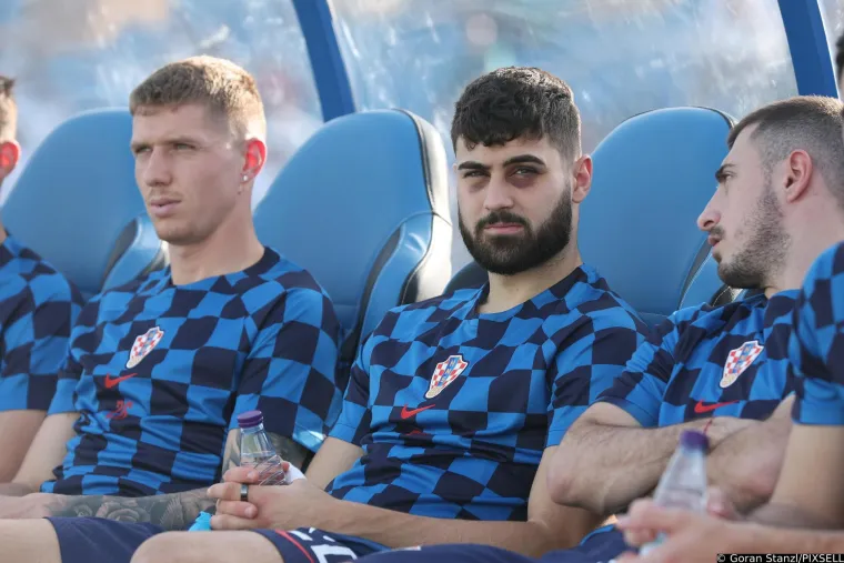 &quot;Malo starije, da, da. Sav sam u tom điru&quot;, odgovorio mu je Joško.