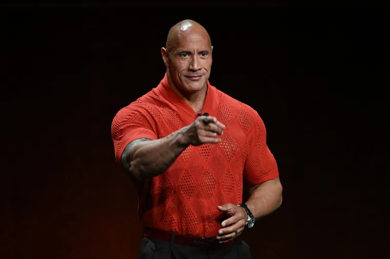 Dwayne Johnson ima diplomu prvostupnika iz smjera kriminologije i fiziologije.