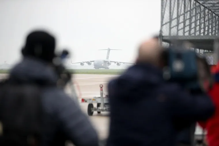 Pogledajte kakva je grdosija sletjela u Zagreb! Ni Banožić nije skrivao oduševljenje, ali se sjetio i Milanovića: 'Valjda je doživio nekakvo prosvjetljenje'